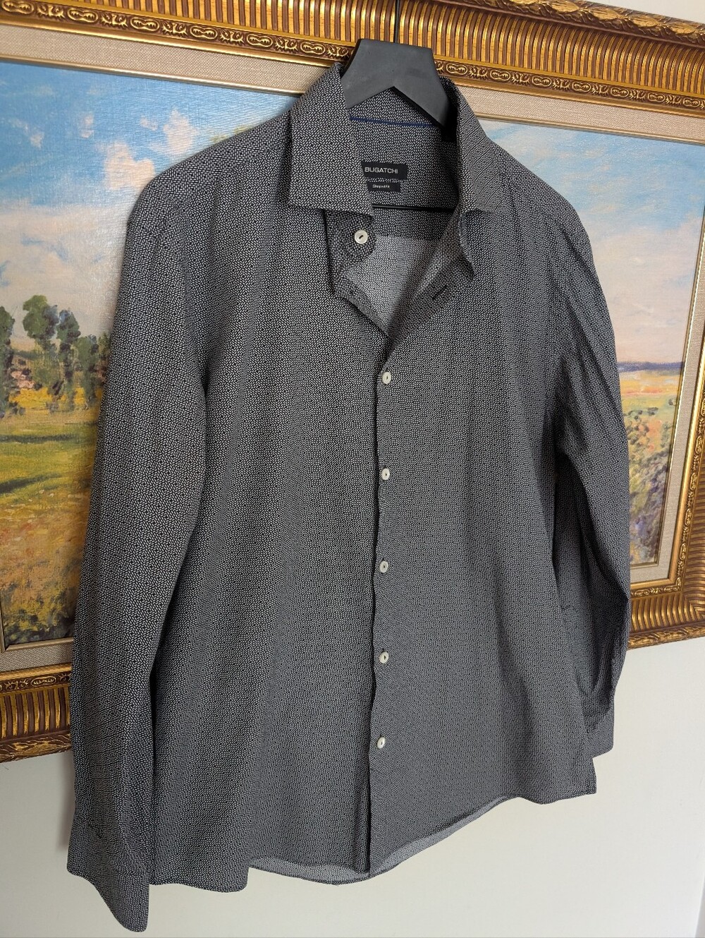 Bugatchi Men's Black Micro-Pattern Button-Up Shirt - Picture 2 of 7